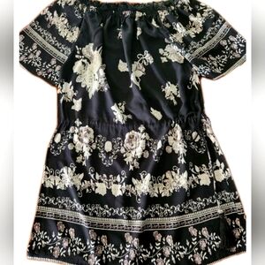 EUC Blue Island Black and Cream Floral Swimsuit Coverup Size M